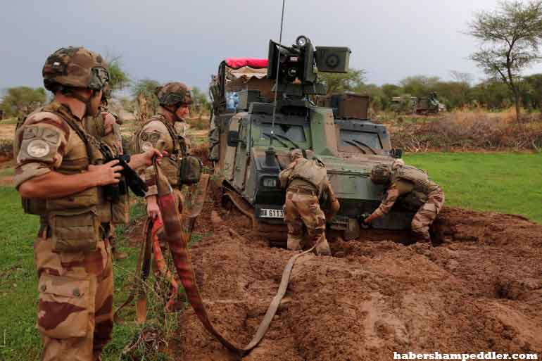Mali accuses ทางการมาลีกล่าวหาว่ากองทัพฝรั่งเศส “สอดแนม” และ “โค่นล้ม” เมื่อใช้โดรนเพื่อถ่ายทำสิ่งที่ฝรั่งเศสกล่าวหาว่าเป็นทหาร