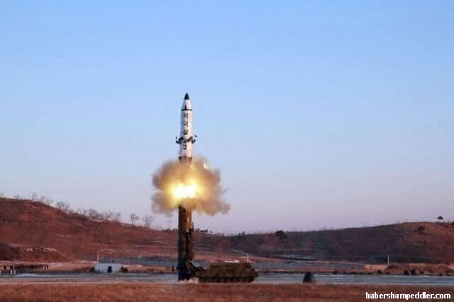 North Korea fires เกาหลีเหนือได้ยิงขีปนาวุธหลายลูก รวมถึงขีปนาวุธข้ามทวีปที่น่าสงสัย (ICBM) ที่ล้มเหลว ซึ่งบังคับให้รัฐบาลญี่ปุ่นออก